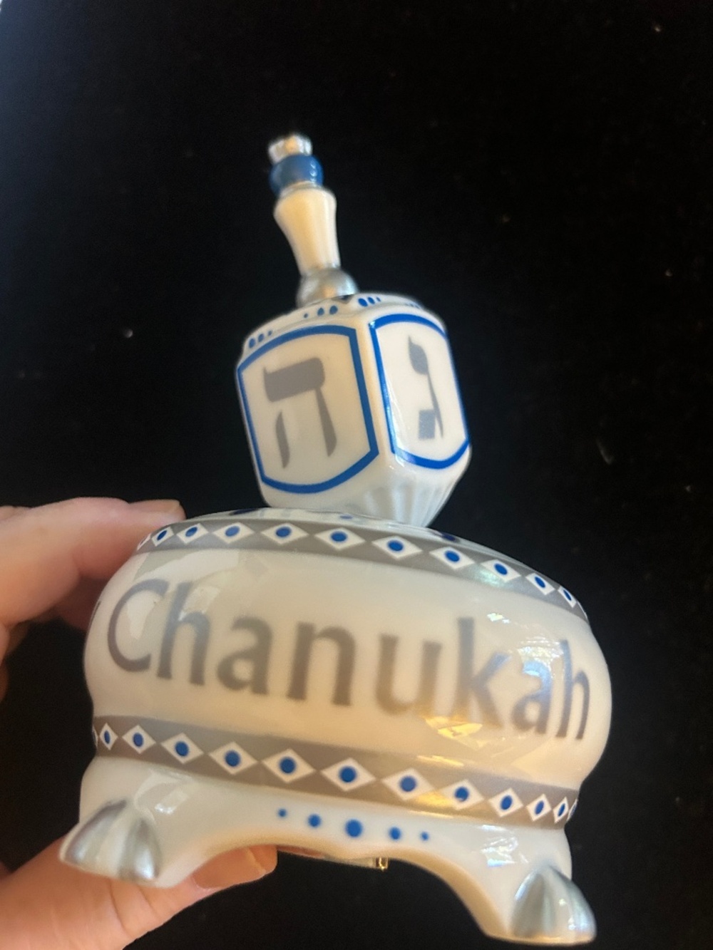 Avon Porcelain Happy Chanukah Spinning Dreidel Music Box Plays The DREIDEL SONG